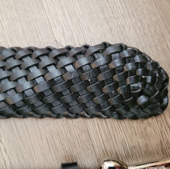 Michael Kors Black Leather Woven Belt Size M - Picture 4 of 4